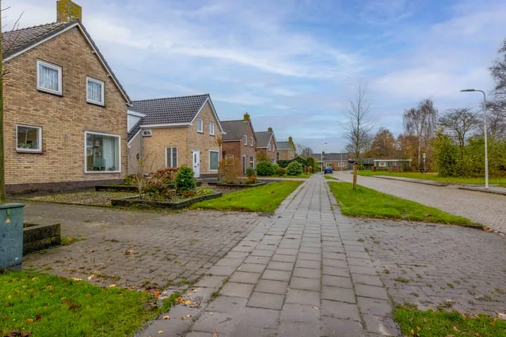 Van Voortstraat 11 Surhuisterveen thumbnail 39