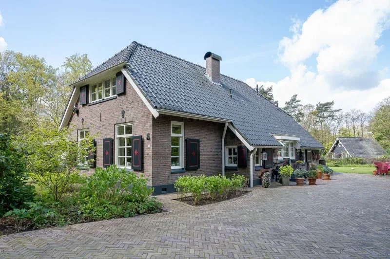 Kantoor foto van Van Zeeburg Luimes en Lebbink Makelaars
