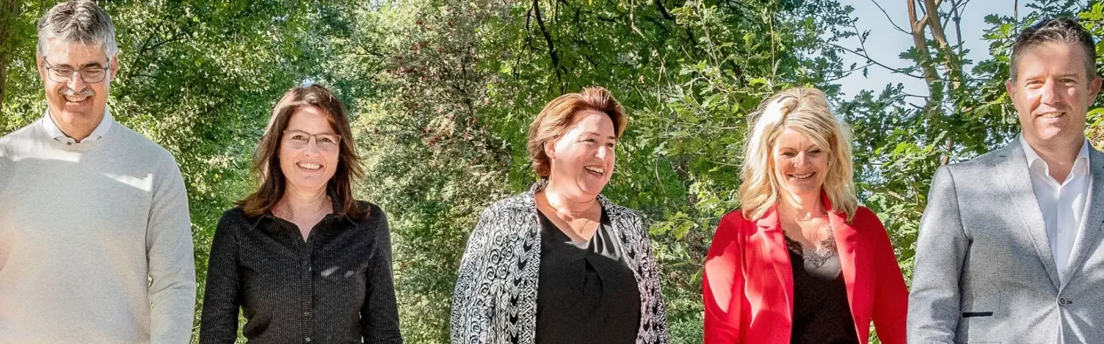 Team foto van Van Zeeburg Luimes en Lebbink Makelaars