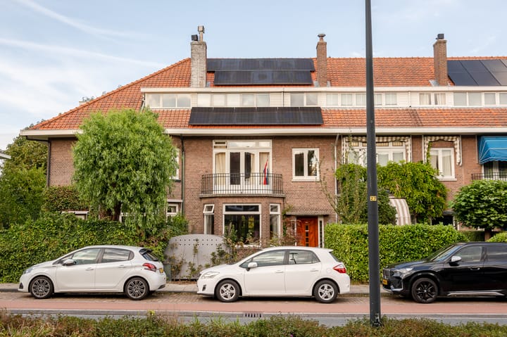 Van Zuylen van Nijeveltstraat 86 in Wassenaar Foto