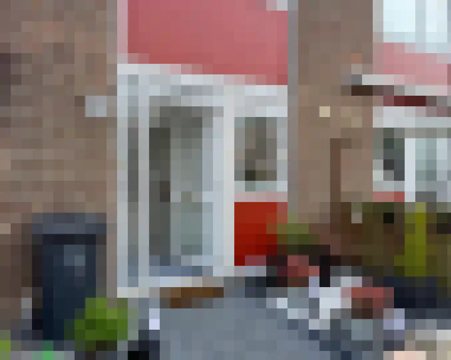 Van Zyll de Jongstraat 66 in Pernis Rotterdam
