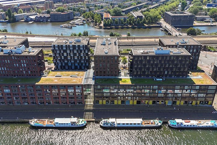 Veembroederhof 152 in Amsterdam Foto