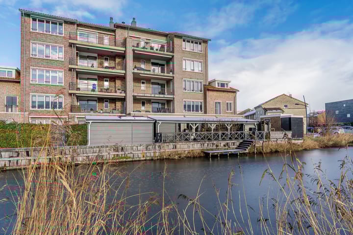 Veenland 9 en Assendelft foto