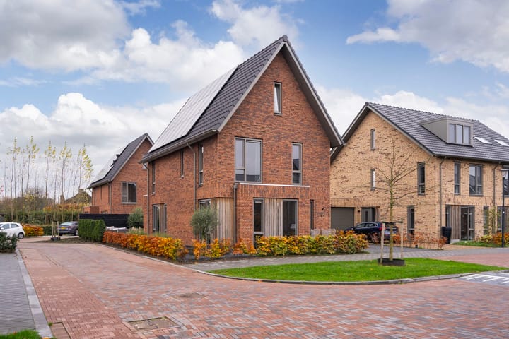 Veenraden 127 en Veenendaal foto