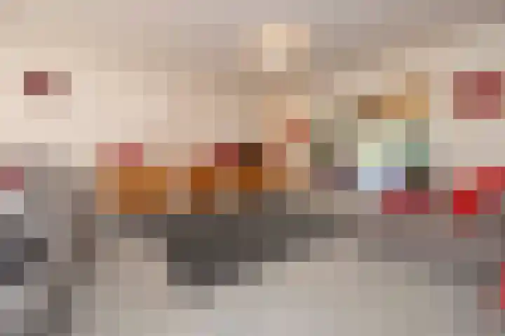 Veertels 10 Riel thumbnail 18