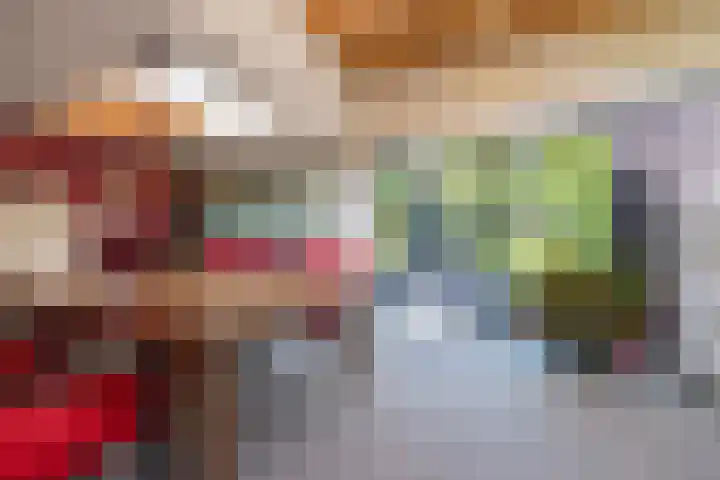 Veertels 10 Riel thumbnail 22