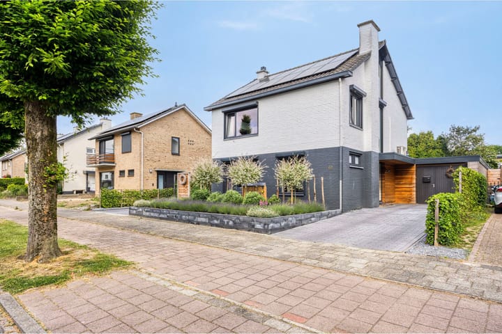 Veldekelaan 62 in Beek