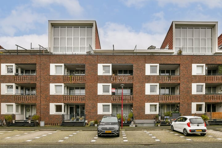 Veldhoeve 84 in Nieuwegein Foto