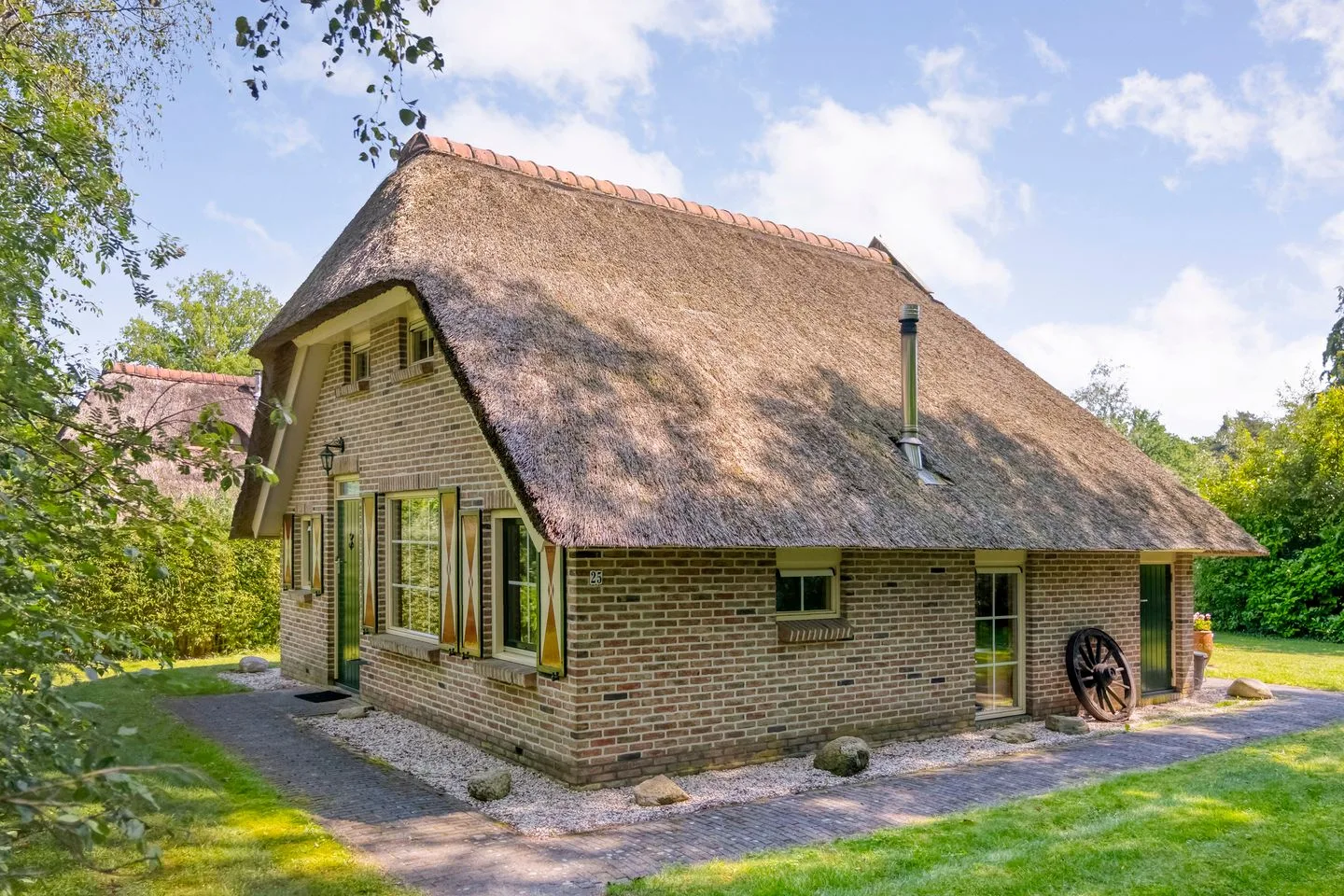 Veldhuisweg 4 25 in IJhorst