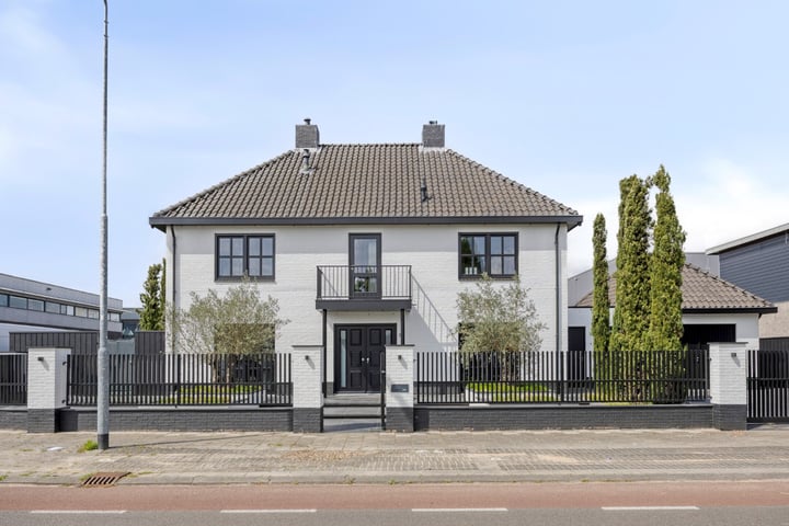 Veldsteen 34 en Breda foto