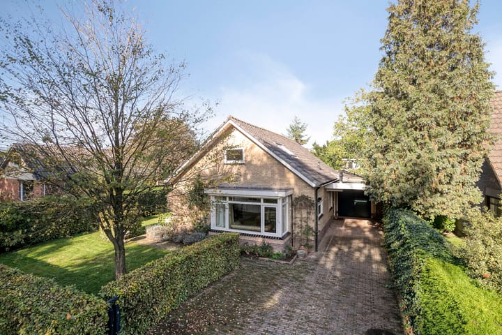 Veldstraat 12 in Zetten Foto