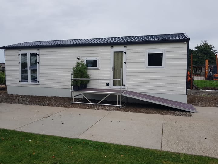 Photo of property Veldstraat 24, Wijk en Aalburg