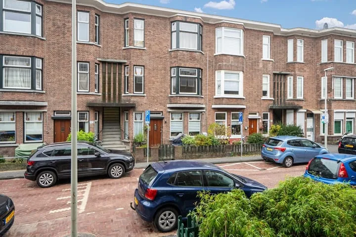 Velpsestraat 237 in Den Haag
