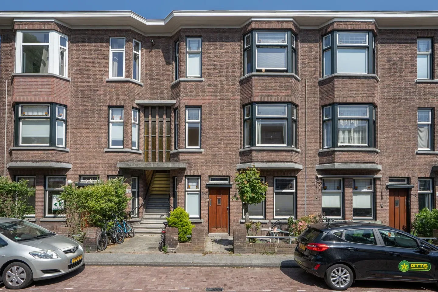 Velpsestraat 249 in Den Haag