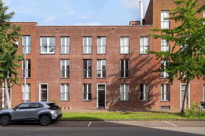 Photo of property Veluwemeer 216, Woerden