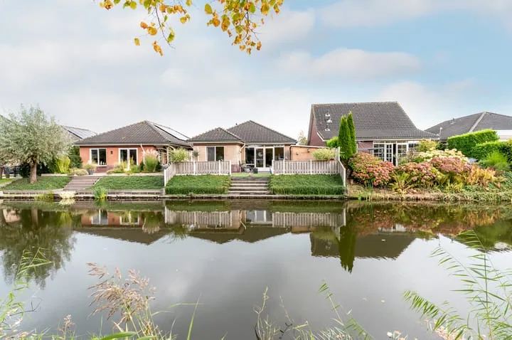 Vennendal 27 en Lelystad
