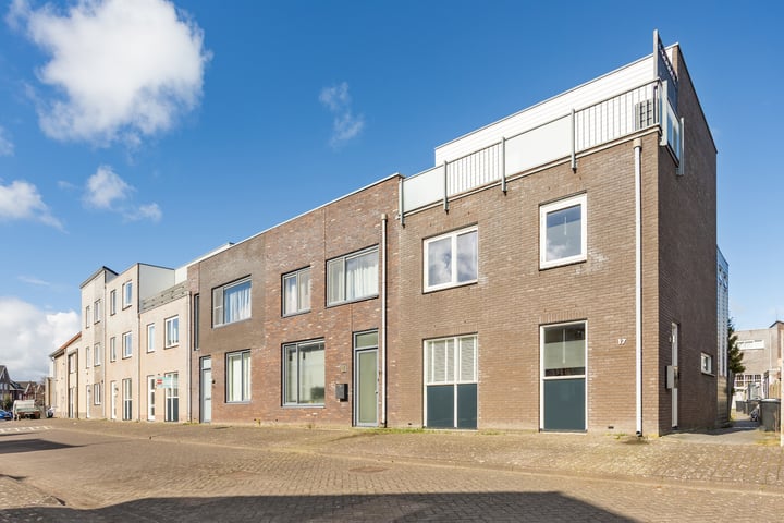 Venusstraat 17 en Almere foto