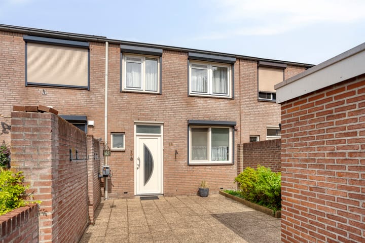 Verdistraat 11 in Venray Foto