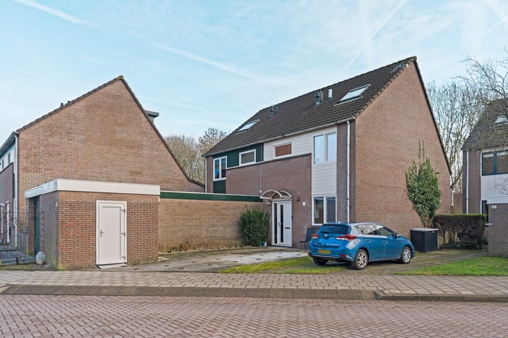 Verisstraat 63 in Hoofddorp foto