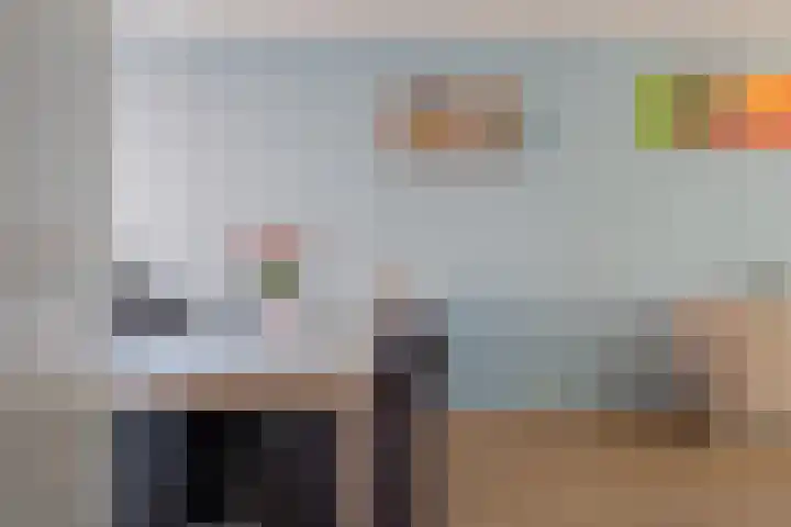 Verlengde Vaart NZ 93 Erica thumbnail 10