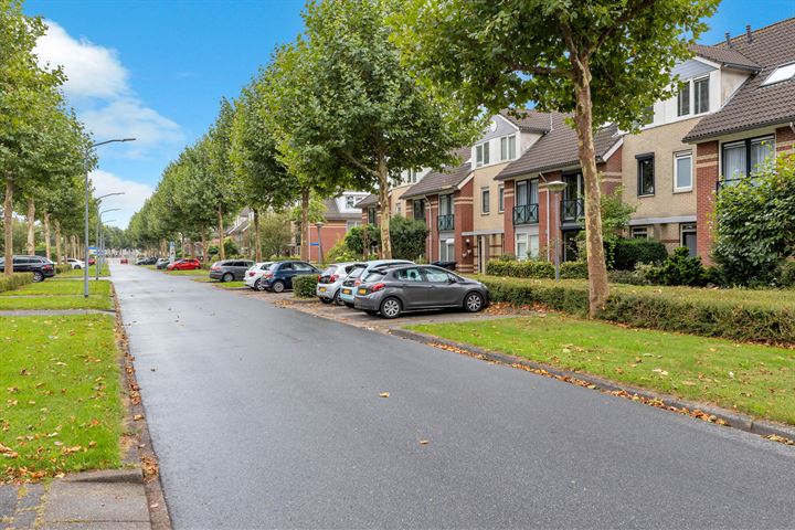 Verzetslaan 8 in Almere Foto