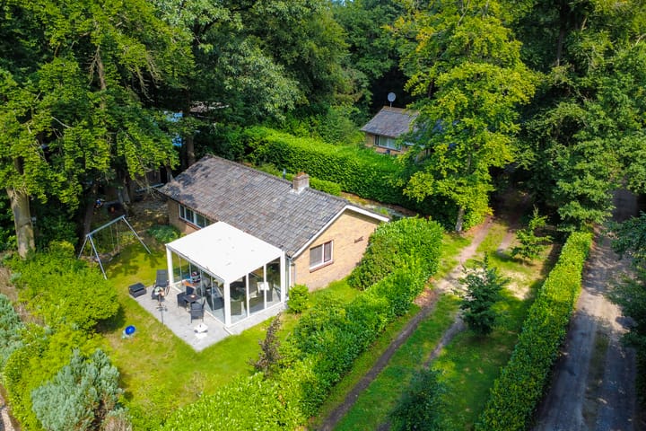 Vianenweg 50 en Holten foto