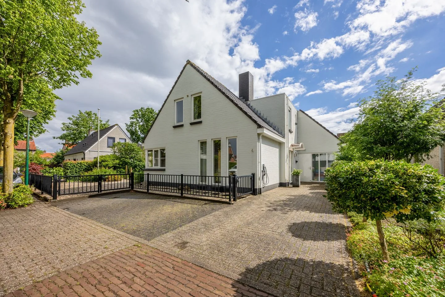 Vicaris Hermansstraat 4 in Grave