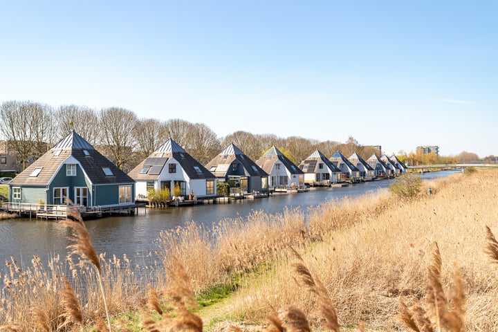 Victoria Regiastraat 15 in Almere foto