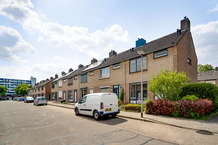 Viënnahof 16 in Maastricht photo