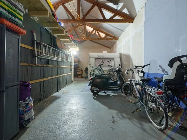 Vierhuisterweg 24 Surhuisterveen thumbnail 38