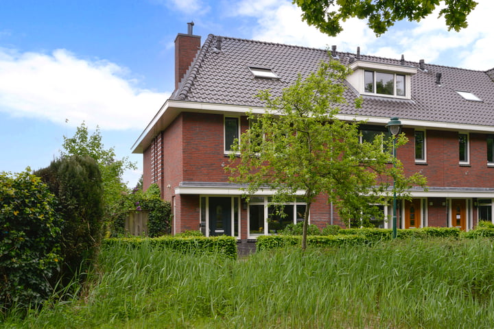 Vierkante Bosje 69 in Eemnes foto