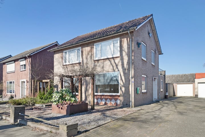 Vierlingsbeekseweg 25 in Overloon Foto