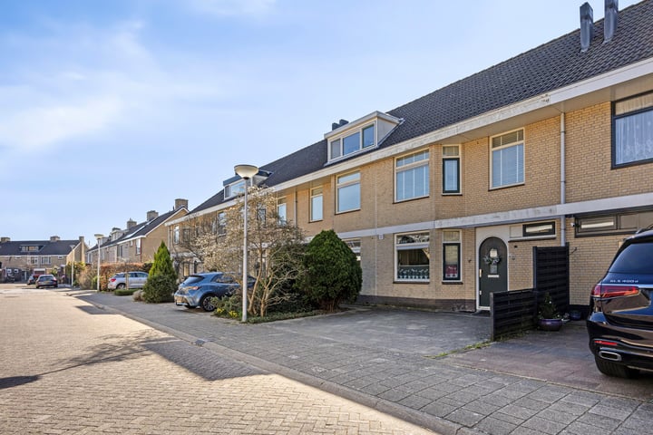 Vigeland 5 en Capelle aan den IJssel foto