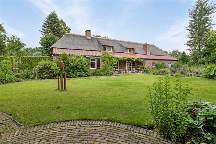 Vijfhuizerweg 35 in Uden Foto