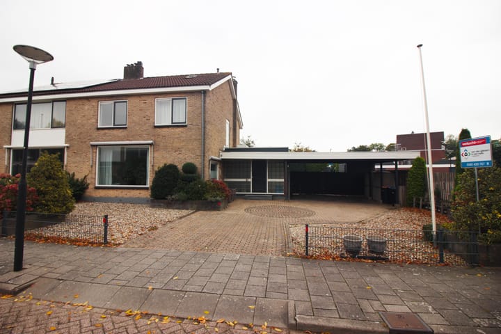 Vijverhof 22 in Alblasserdam photo