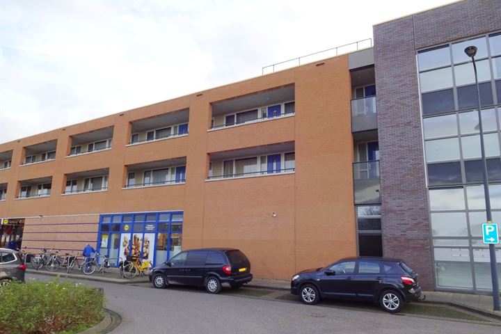 Vijverhof 46 in Avenhorn photo