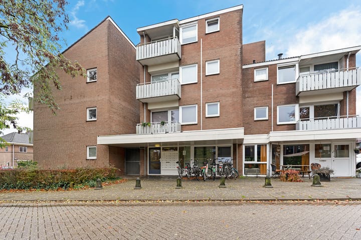 Vijverlaan 1-22 dans Arnhem photo