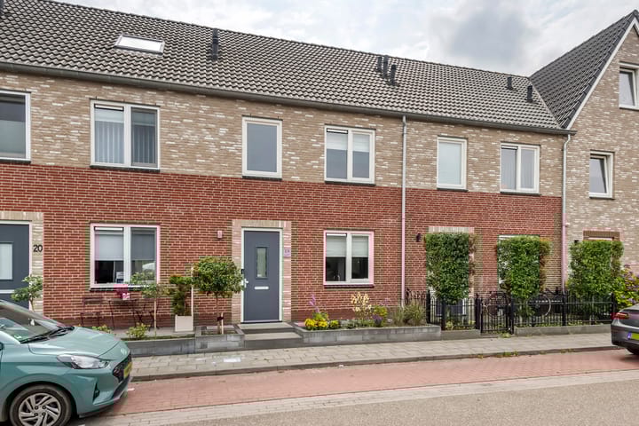 Vijverlaan 18 in Tiel Foto