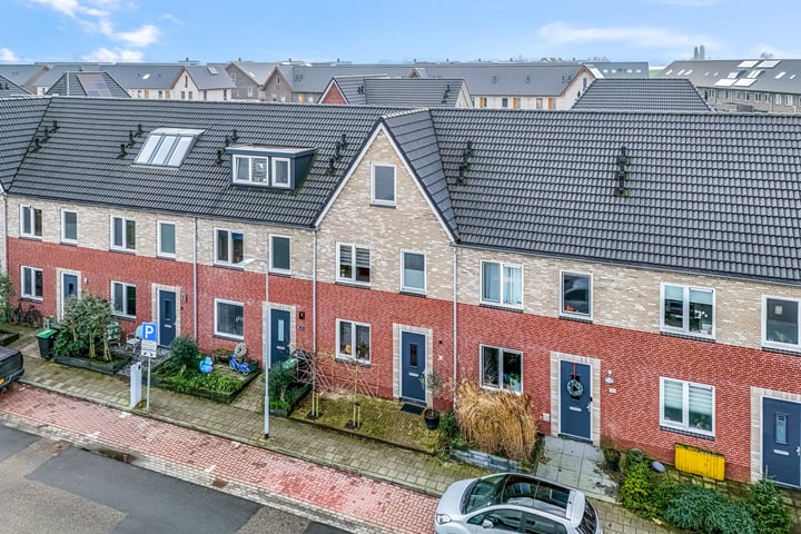 Vijverlaan 36 in Tiel Foto