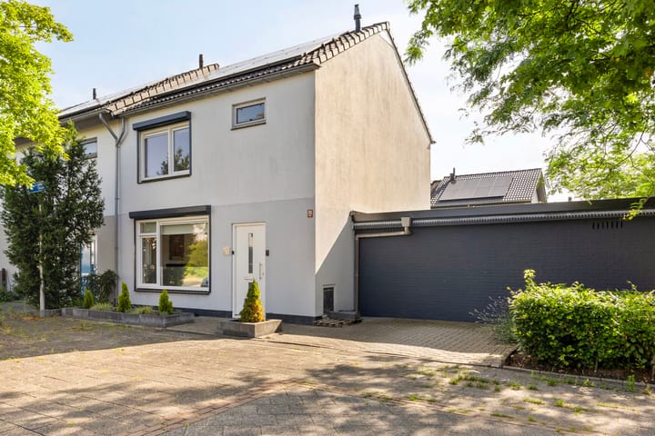 Vincent Lübeckstraat 2 in Zwolle Foto