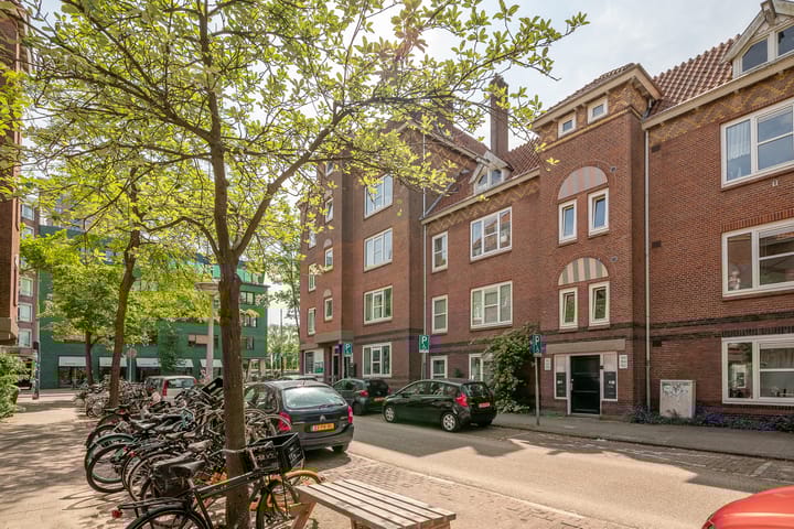 Vincent van Goghstraat 198 in Amsterdam photo