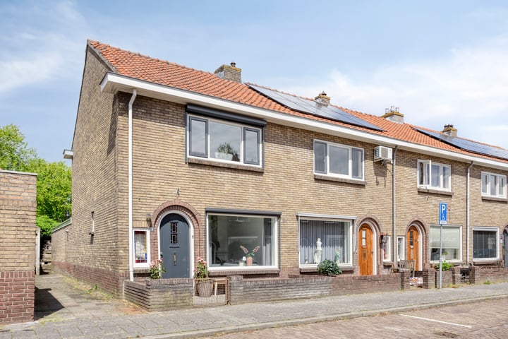 Vingboonsstraat 9 in Kampen Foto