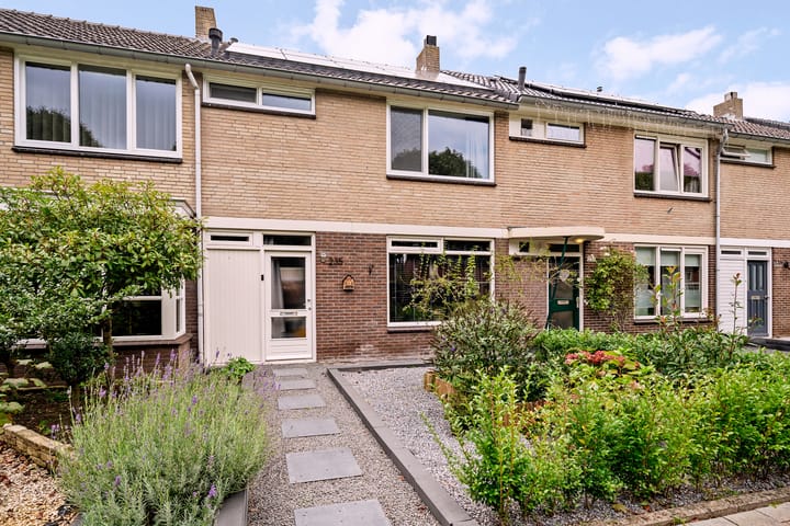 Vinkelaan 235 in Helmond Foto