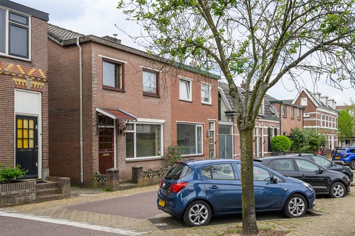 Violenstraat 10 in Hilversum foto