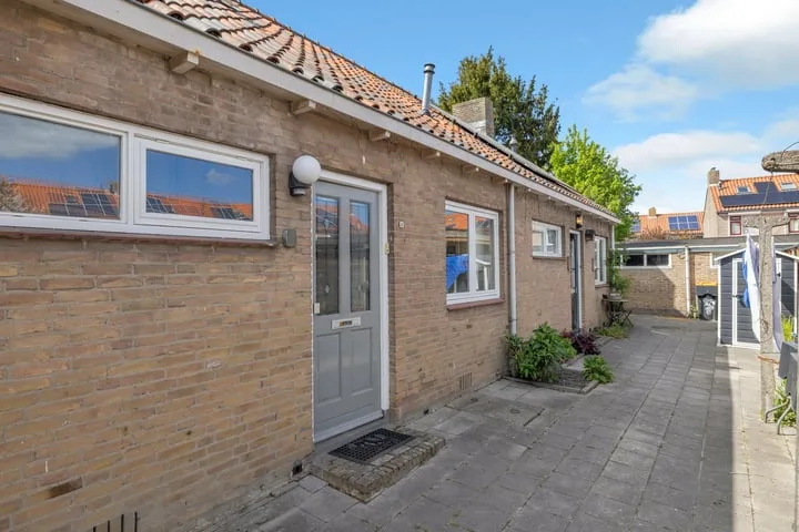 Violenstraat 4 Noord-Scharwoude foto 3