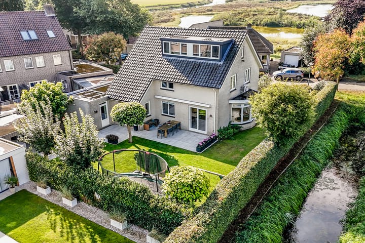 Violier 17 en Grave foto