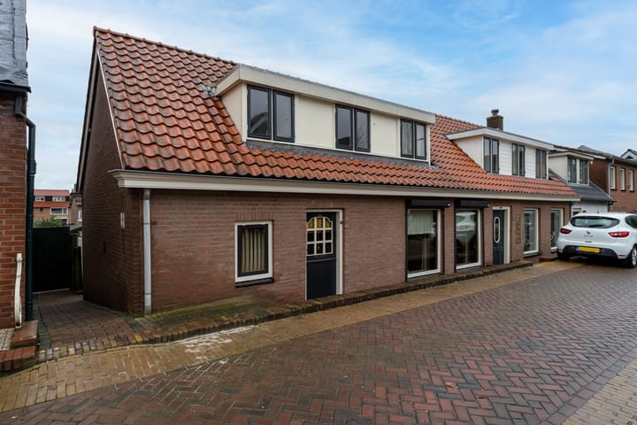 Vissersdijk 94 in Werkendam Foto