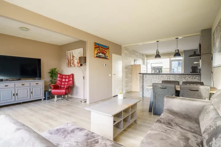 Vlaardingenstraat 48 Almere thumbnail 14