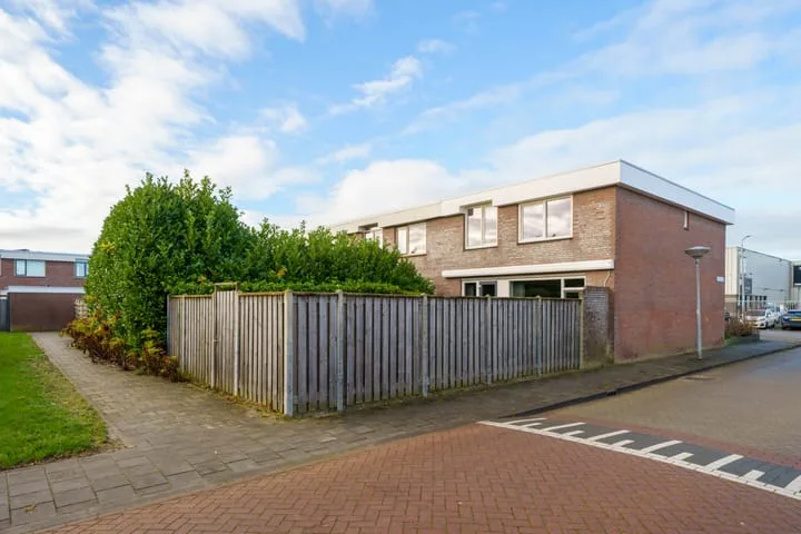 Vlaardingenstraat 48 Almere foto 2