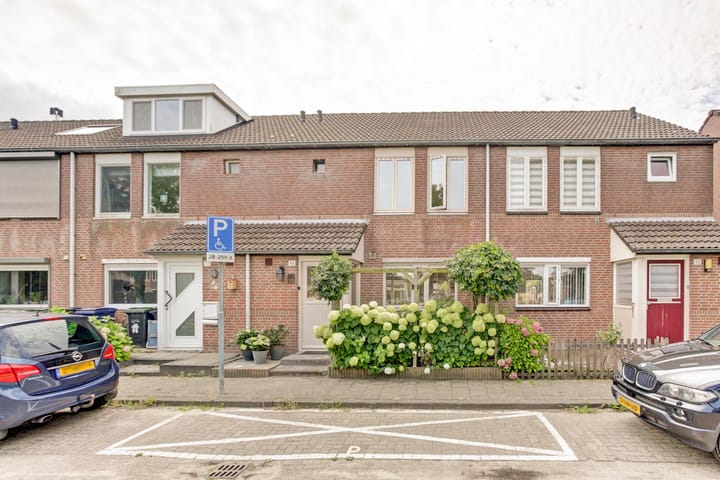 Photo of property Vleetstraat 16, Almere